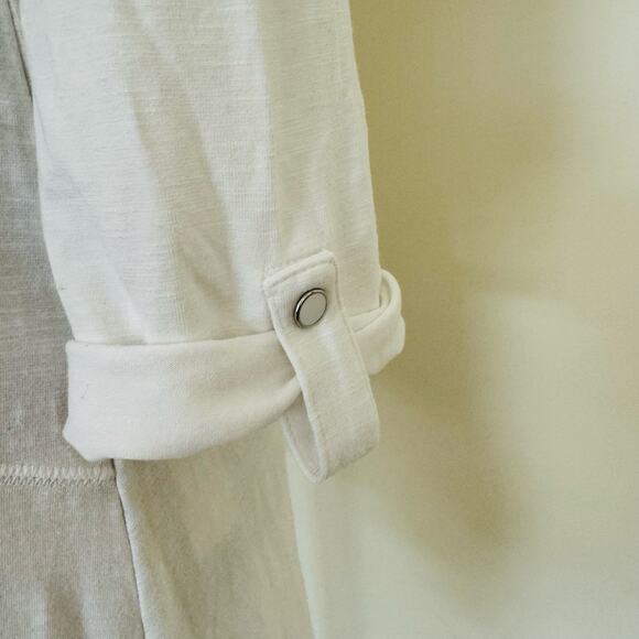 Chico's Zenergy Seam Detail White Flowy Comfy Tunic Top Sz Medium Sz 1 - Picture 8 of 12